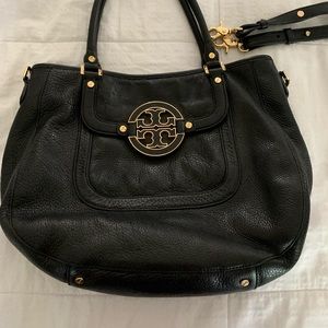 Pre loved Tory Burch Black Leather shoulder and crossbody satchel.